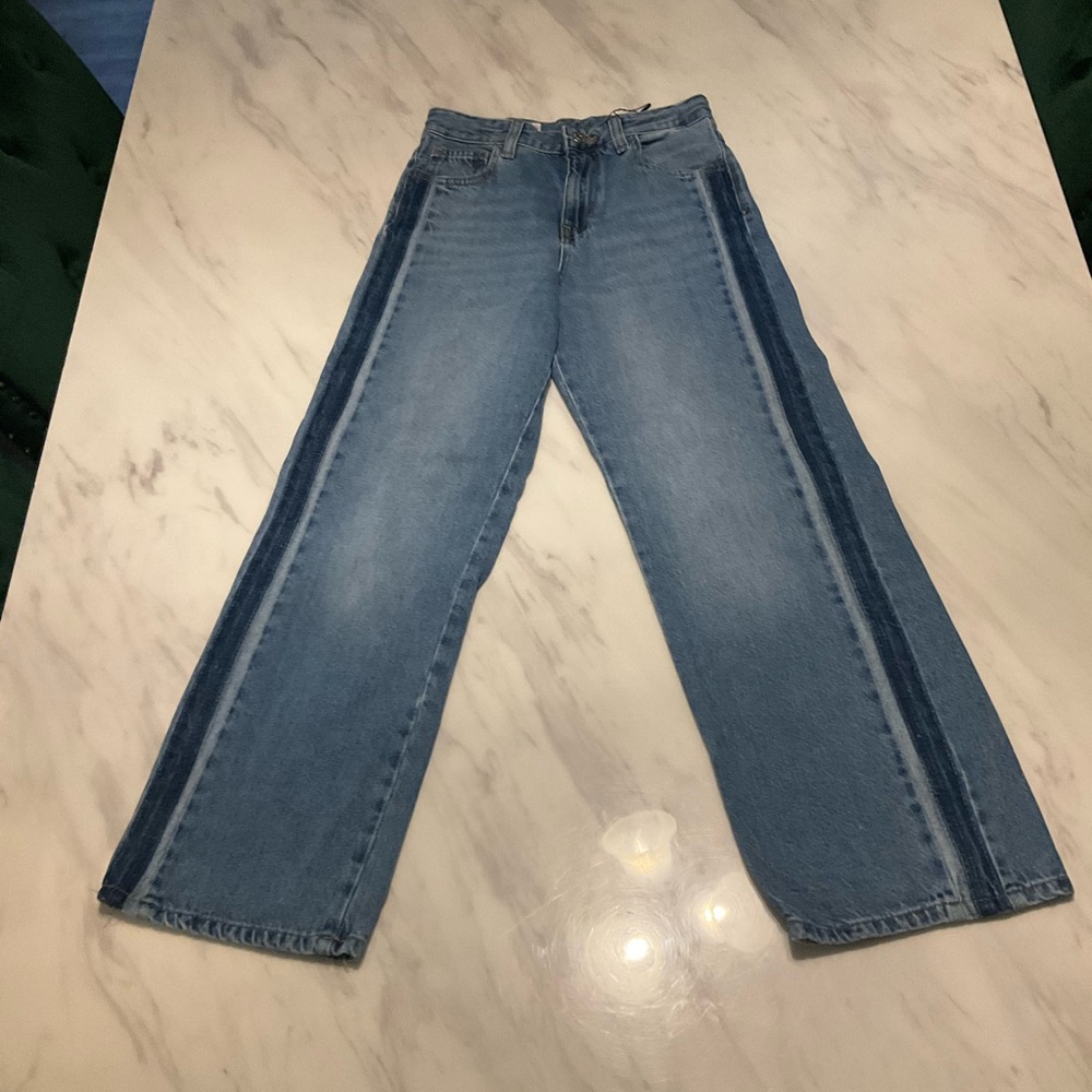 Girl’s Blue Jeans